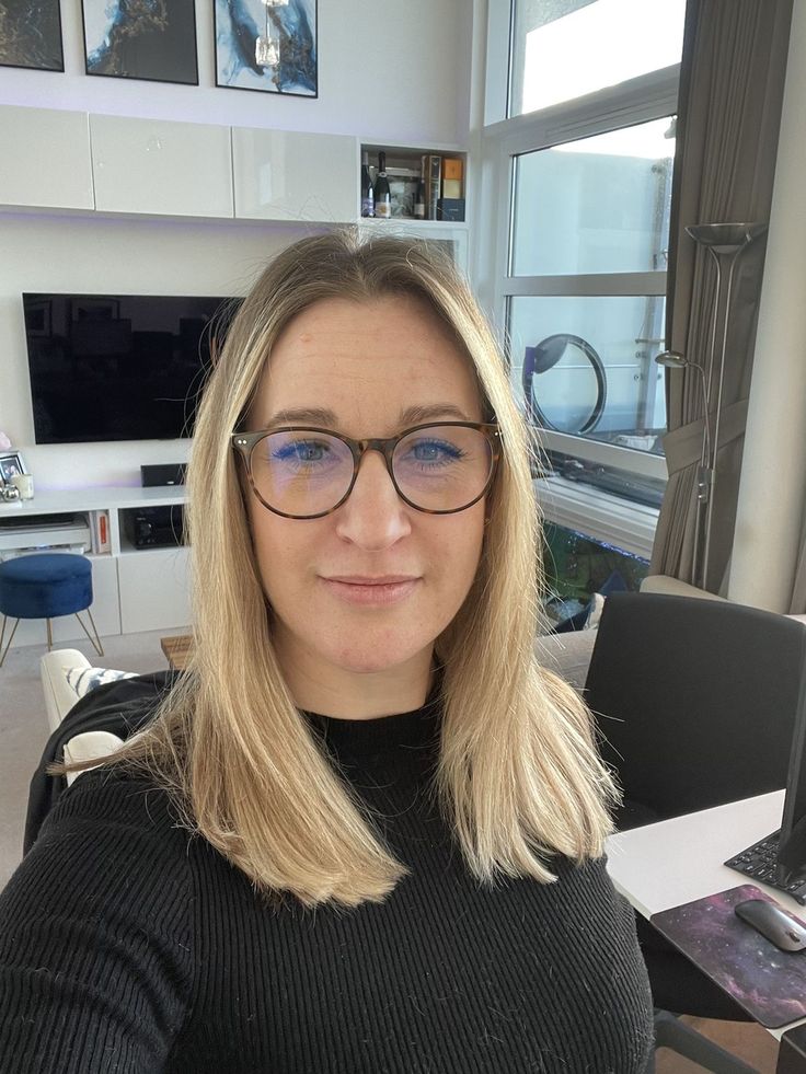 — <strong>Emily, 42</strong>